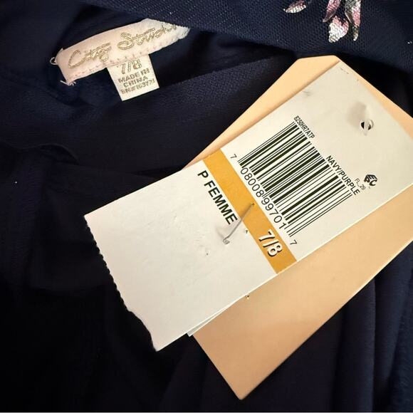 City Studios Juniors' Strappy Floral Metallic Mesh Gown Navy/Purple Sz 7/8 - Picture 7 of 9